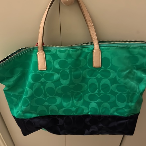 Coach overnight weekend bag - Picture 4 of 6